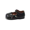 Zapatos de Cuero para Niños 2025 Primavera/Otoño Nuevo Estilo Estilo Chino Zapatos de Princesa Florales para Niñas Tallas Medianas y Grandes Zapatos Planos Versátiles Venta al por Mayor