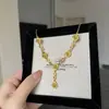 Joyería de Cobre Chapado en Oro, Mismo Estilo que Tienda de Oro, Collar Floral de Rosa Vintage para Mujer, Joyería de Lujo Ligero de Gama Alta de Nicho