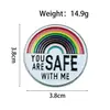 Broche Geométrico Criativo Fundo Preto Texto Branco Personalidade Esmalte Liga Combinado de Insígnia com Frase em Inglês Acessório de Fixação para Roupas