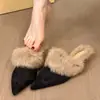 Zapatos Peludos Retro con Puntera Puntiaguda Flock para Mujer 2026 Otoño/Invierno Nueva Llegada Calentitos con Terciopelo Cubre-dedos Medias Zapatillas Mocasines de Tacón Grueso