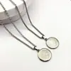 Estilo Coreano y Japonés Retro Europeo y Americano Exorcismo Amuleto de San Benito Colgante Cadena de Suéter de Acero de Titanio para Hombres y Mujeres