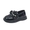 Sapatos de Princesa para Menina Pequena Sapatos de Couro para Bebê Solado Macio 2025 Primavera Outono Novo Estilo Sapatinhos Estilo Little Chanel Sapatos Individuais Versáteis Mocassins para Menina Pequena