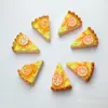 Juguete de Comida Simulada Triángulo Rodaja de Limón Pastel de Pizza DIY Pegamento de Crema Accesorios Casa de Muñecas Miniatura Accesorios de Resina