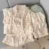 Venta al por mayor transfronteriza de pijamas nuevos de algodón nube para mujer, populares en verano, conjunto lindo de dibujos animados de manga corta y shorts para casa