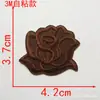 Tamanho pequeno, médio e grande autoadesivo bordado de flor de rosa adesivo de tecido patch branco patch decorativo para roupas flor de tecido acessórios de vestuário
