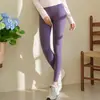 Conjunto de yoga de encaje de un hombro, conjunto de manga larga para otoño/invierno para mujer, con sujetador incorporado, estilo nuevo, sexy, elegante y deslumbrante top de fitness