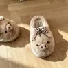 Pantuflas de algodón gruesas con suela gruesa en forma de cerdo, estilo lindo y dulce, colección otoño/invierno 2026, forradas de felpa para abrigar, diseño fácil de poner, perfectas para usar en interiores