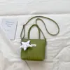 Nova Bolsa de Palha Tecida Simples para Mulheres Verão 2026, Bolsa de Mão Estilosa e da Moda, Bolsa Transversal Versátil para o Dia a Dia