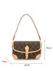 Bolso de Hombro Versátil Bolso de Axila para Viajeros para Mujer 2025 Nuevo Bolso Baguette de Lujo Ligero Bolso Cruzado de Gama Alta