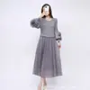 Vestido Largo Elegante Versátil de Color Puro de Manga Larga de Moda de Talla Grande para Mujer Primavera y Verano 2025 Miyake