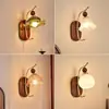 Lámpara de pared con ambiente de sala de estar retro americana, Lámpara de pared LED decorativa vintage de lujo ligero francés para mesita de noche de dormitorio
