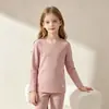 Conjunto de ropa interior térmica para niños, capa base sin costuras forrada de forro polar de grado A para niñas, ropa de otoño antibacteriana 7A para niños (arriba y abajo)