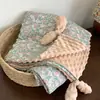 Manta de Gasa de Doble Capa de Algodón Puro Manta de Frijol Frijol Manta Cubierta para Todas las Estaciones para Niños con Dibujos Animados Manta Suavizante para Cochecito de Bebé y Niño Pequeño Manta Pequeña con Orejas para Sofá