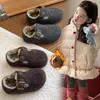 Zapatos de Algodón para Niñas 2026 Birkenstock Zapatos de Invierno para Niños Forrados de Felpa Cálidos Nuevos Suela Suave Mocasines para Bebé Niños Modernos