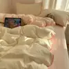 Conjunto de Roupa de Cama Floral Bordada Fresca e Simples de Quatro Peças, Lençol de Algodão Lavado, Conjunto de Roupa de Cama para Quarto Principal Estilo Ins de Três Peças