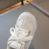 Zapatillas de Entrenamiento para Niñas 2026 Otoño Nuevas Transpirables Estilo Coreano Tenis para Niños Suela Suave Antideslizantes Ligeros Tenis para Niños