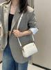 Bolsa de Ombro Feminina de Couro de Vaca de Primeira Camada Bolsa Transversal Estudantil Moderna para o Dia a Dia Estilo Concha Sofisticada Versátil Couro Genuíno