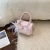 Bolsa feminina única, fresca e doce, nova bolsa almofada com laço, bolsa transversal, versão coreana, bolsa de ombro Boston simples
