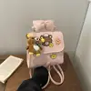 Mochila transfronteriza linda con temática de oso para estudiantes mujeres, mochila exterior para niña de alto valor estético, bolsa de libros de dibujos animados para ir al trabajo