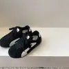 Sapatos de Corrida Infantis Transfronteiriços Primavera e Outono, Tênis para Crianças Pequenas, Sapatos de Treino Alemães para Meninas, Sapatos de Bebê para Meninos com Solado Macio, Modernos