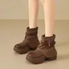 Botas de Campana de Moda para Mujer 2026 Otoño/Invierno Nuevas Botas Cortas de Suela Gruesa que Aumentan la Altura Retro Ajustadas Adelgazantes para Personas Bajas Botas Arrugadas