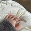 Moda de verano viento frío nuevo anillo nicho para mujer simple de alta gama 2024 nuevo anillo de plata esterlina de encaje blanco marea