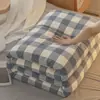 Colchas de Inverno, Venda por Atacado de Roupa de Cama para Fábrica de Dormitórios, Suprimentos Individuais e Duplos para Estudantes, Conjunto Completo para Casa de Aluguel, Conjunto Completo de Roupa de Cama
