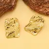 Moda Europeia e Americana Brincos Assimétricos Plissados de Aço Titânio Retro Banhados a Ouro 18K Versáteis Brincos de Aço Inoxidável de Alta Qualidade para Mulheres