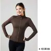 Roupas atléticas e de fitness populares para todas as estações para mulheres, nova coleção de início de outono 2026: Tops de yoga e agasalhos de manga longa, curtos e justos