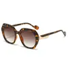 Gafas de Sol Cuadradas Nuevas y Coloridas Estilo Europeo y Americano Gafas Planas Deslumbrantes Gafas de Sol Poligonales de Moda para Pasarela