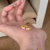 Libro Rojo Pequeño TikTok Nuevo Novio Anillo de Zirconia Color Vino Amor Alto Diseño Amor Alto Lujo Ligero Nicho Joyería Versátil