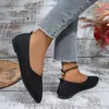 Sapatos slip-on versáteis e respiráveis, sapatos baixos confortáveis com bico fino vazado, novos sapatos casuais rasos femininos de verão 2026