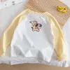 Ropa nueva de primavera para niñas: Camiseta de manga larga con estampado de estrellas, top de manga larga para niños, apto tanto para usar solo como debajo de otra prenda, ropa infantil de moda