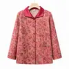 Novo estilo de outono para mães de meia-idade e idosas: blusa plus size de corte solto, com mangas compridas, bordada com flores e gola de lapela
