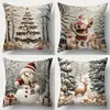 Funda de almohada impresa con muñeco de nieve navideño para la sala de estar, ambiente festivo y cálido, escena de nieve, renos, árbol de Navidad, elementos lindos de muñeco de nieve
