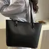 Bolso de Hombro Tipo Tote Retro Simple de Gran Capacidad 2026 Nuevo Casual para Axila de Viajero Bolso de Hombro Transfronterizo de Alta Calidad para Mujer