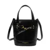 Bolso de Cubo de Mano para Mujer, Estilo Coreano, Nuevo Modelo de Primavera, Bolso de Hombro Versátil de Moda de Gama Alta, Bolso para Mujer con Diseño de Nicho 2026