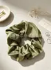 Moderna y de Alta Gama Gomas para el Cabello de Satín con un Diseño Elegante y Brillante de Alta Elasticidad. Suministro al por mayor. Venta directa del fabricante