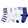 Meias Esportivas de Basquete Masculinas para Outono e Inverno, Versáteis, Tendência, Cano Longo, com Letras, Meias Longas de Alta Elasticidade Masculinas