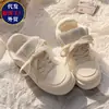 Zapatillas blancas de suela gruesa, transpirables, zapatos de nuevo estilo artístico para primavera y verano 2026, zapatillas deportivas para estudiantes de diseño de nicho