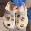 Zuecos cerrados para mujer para uso en casa, pantuflas antideslizantes para baño para bañarse en verano, de suela blanda, ligeros, se pueden usar afuera, pantuflas para hombre