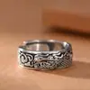 Anillo de Diseño Vintage Estilo Chino con Patrón de Dragón para Hombres, Único Versátil Dragón Volando Cuatro Mares Estilo Étnico Anillo Audaz de Moda para Dedo Índice