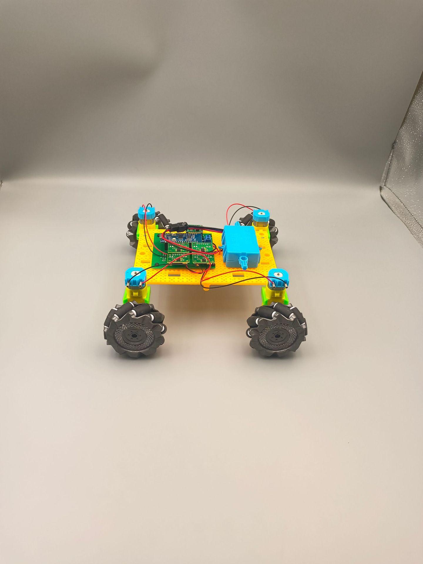 ESP32中椅麦轮车组装图2