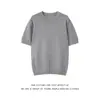 Camiseta Masculina Versátil de Tricô Manga Curta Cor Sólida Top Solto Manga Cinco Pontos Meia Manga Camisa Listrada em Tricô Jacquard Algodão
