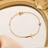 Pulsera Nueva de Acero de Titanio que No se Desvanece para Mujer, Joyería de Mano Versátil Estilo Ins, Pulsera de Moda para Niñas, Gama Alta