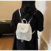 Exquisita Mini Mochila Escolar 2025 Nueva Mochila Casual de Viaje Versátil de Nicho para Mujer