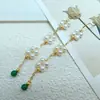 Brincos com Pérolas Naturais de Água Doce, Joia Pequena Flor Gancho de Orelha de Luxo Leve, Fio de Orelha Galvanizado a Ouro Real 18K, Pérolas de Casamento Zhuji