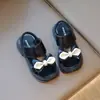 Nuevas Sandalias para Niñas Primavera 2025 Moda Coreana Zapatos de Princesa con Moño Sandalias Cerradas para Niños de Fondo Plano y Pantuflas