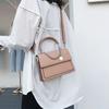 Bolsa Pequena Texturizada para Mulheres 2020 Nova Moda Simples Bolsa Quadrada Pequena Estilo K Versátil Bolsa Transversal de Corrente Texturizada Moderna