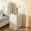 Armario de almacenamiento moderno y sencillo para mesita de noche de dormitorio, nuevo almacenamiento de madera maciza estilo crema de tres capas, ultraestrecho, lujo ligero, para uso doméstico